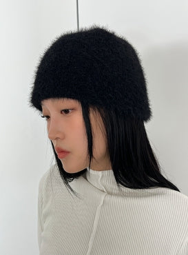 FANNING ANGORA BEANIE